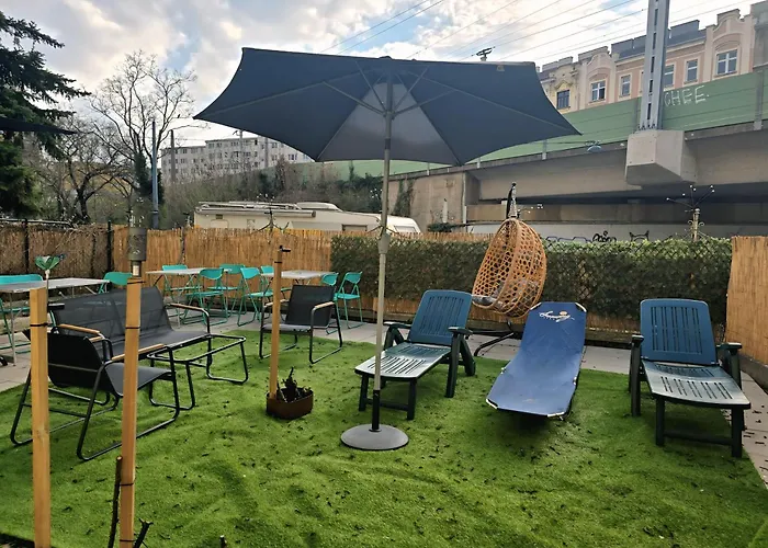 Sweet 2br Retreat Near Danube & Garden Access Βιέννη
