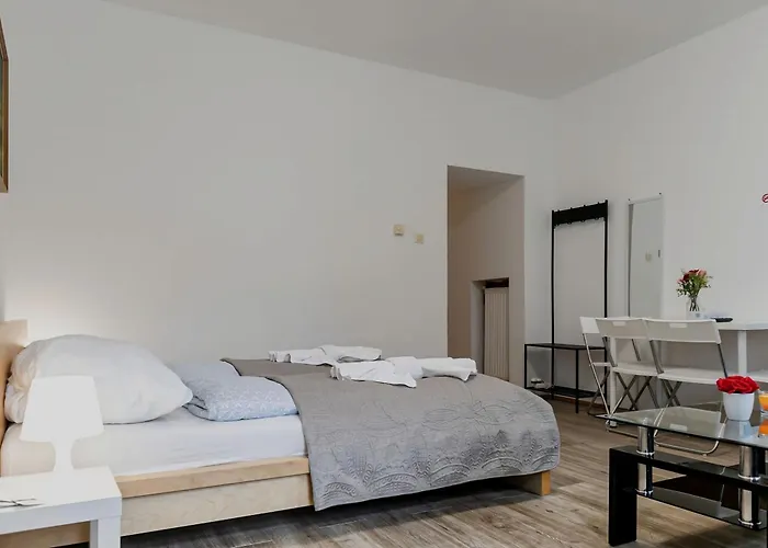 Sweet 2br Retreat Near Danube & Garden Access * Βιέννη