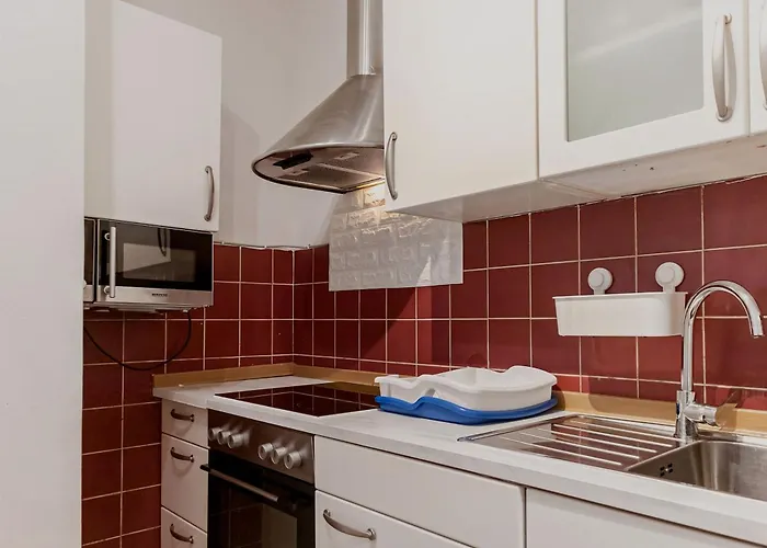 Διαμέρισμα Sweet 2br Retreat Near Danube & Garden Access Βιέννη