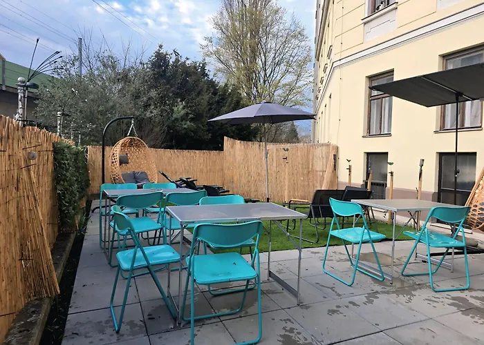Sweet 2br Retreat Near Danube & Garden Access * Βιέννη